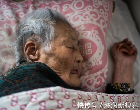 夜宵|50岁的人“3种菜”别吃,“4种觉”别睡,或能活力每一天