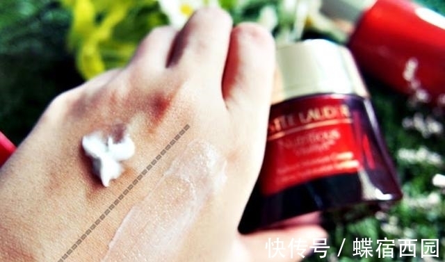 油腻感|秋冬面霜怎么选?从平价到贵妇,保湿效果最好的网红面霜盘点