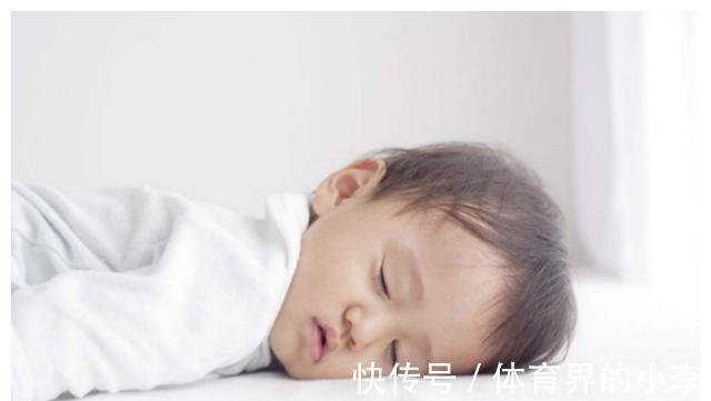 妈妈|宝宝多大要分床睡?别太晚了,以免对孩子对大人都不好,要知晓
