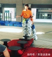 |搞笑GIF趣图:这都是别人家的孩子,为什么我小时候不会这一招