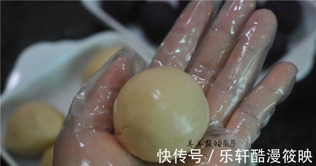 糯米粉|最近很火的米月饼，尝试一下~无糖无油热量低，没有烤箱也能做！