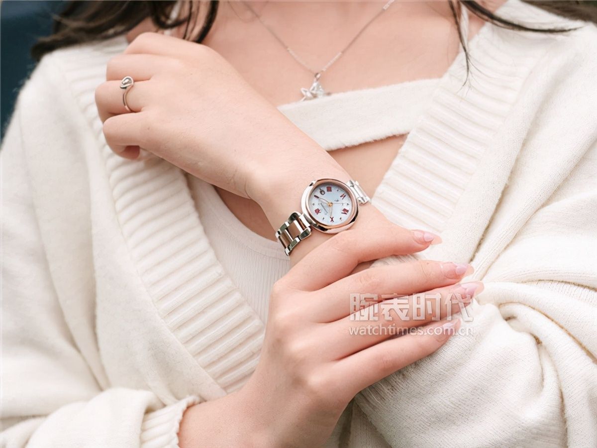 劳力士 女生如何挑选一枚低调又出彩的腕上单品?