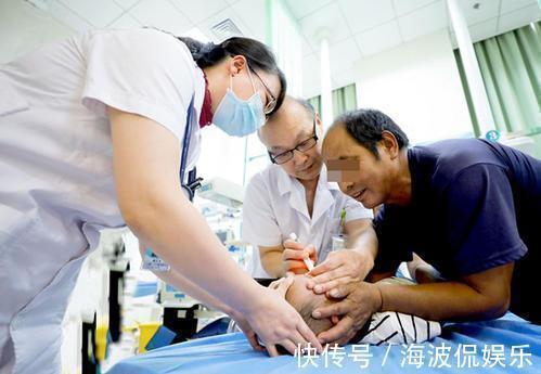 蔡女士|4岁娃误将502胶水喝进嘴,宝妈2个果断,挽救了孩子的嘴巴