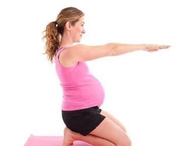 宝妈|27岁宝妈剖腹产下龙凤胎,准备缝合时大喊“等一下”,医生都愣了