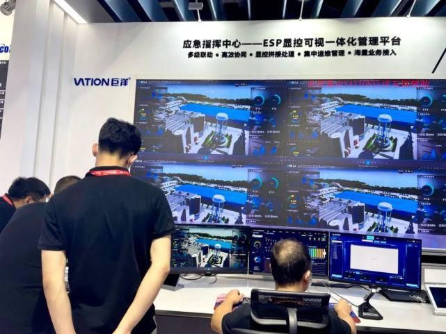 cre基于物联网，更全面的集控显控全平台解决方案
