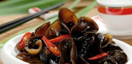 血栓|黑木耳是降脂、防血栓高手!但医生说:这几类人一口也不要吃