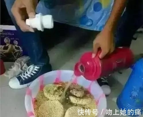 |幽默笑话:有一个愚昧无知的媳妇,好自作聪明……