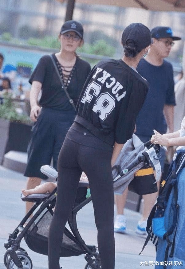 身材|身材窈窕的牛仔裤美女, 十分夺目, 绚丽的色彩让你忘乎所以!