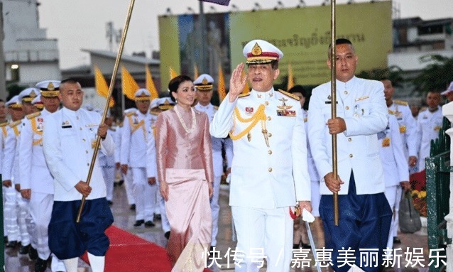 首饰 苏提达的首饰花絮,珍珠项链意外坠落,繁琐珠宝再不佩戴了