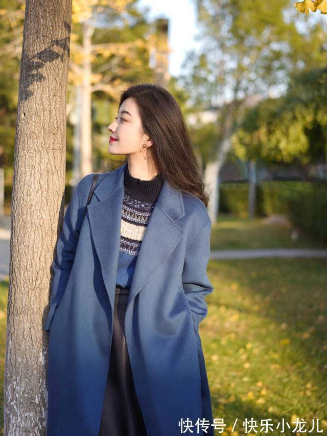 颜色 秋冬买衣服,除了黑白灰,这3个颜色也很流行,高级又时髦