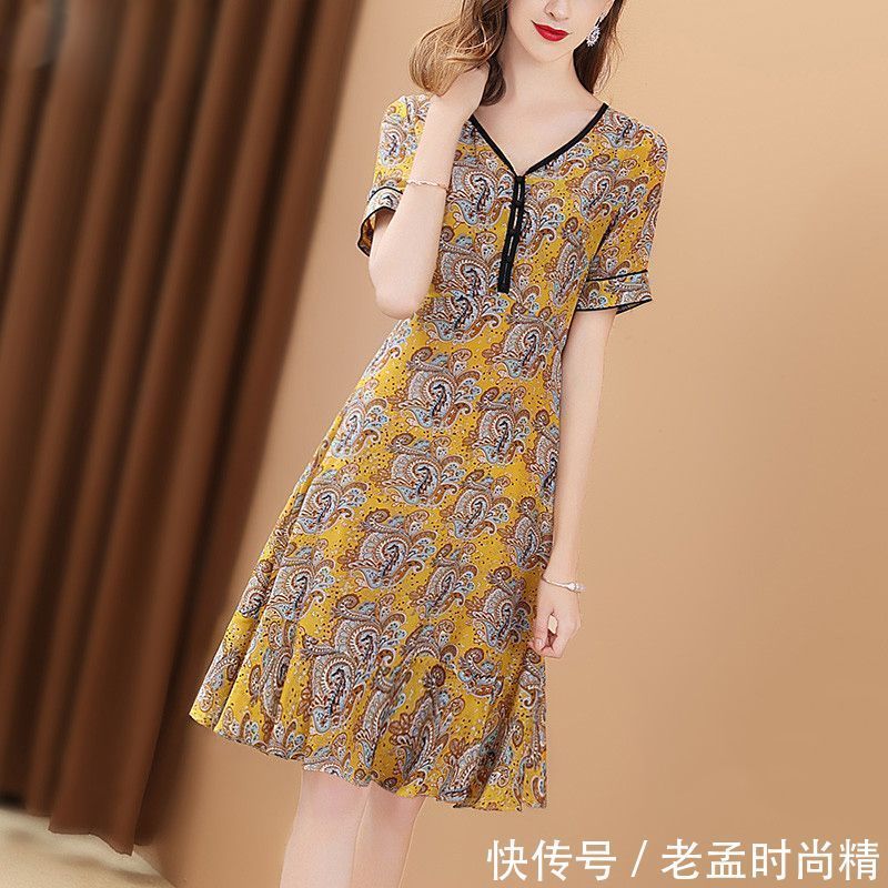 曼妙|越胖越要穿这度假裙,桑拿天显瘦遮肉,150斤穿出120斤身材