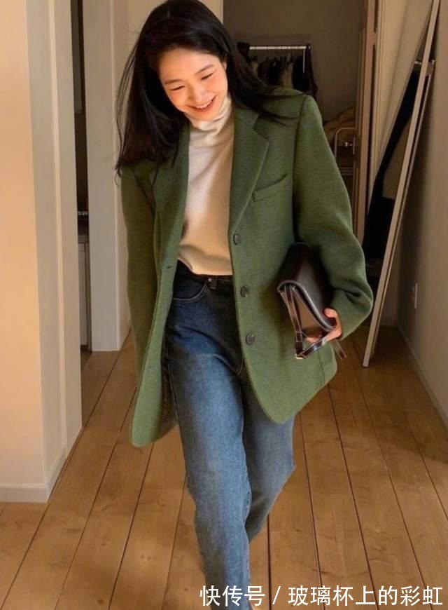 毛呢|这些美到不行的“有彩色”穿搭,让心情都变好了