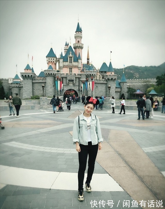 黑裤|刘诗雯错失金牌惹人心疼,私下还是时髦小姑娘,穿搭有少女甜美感