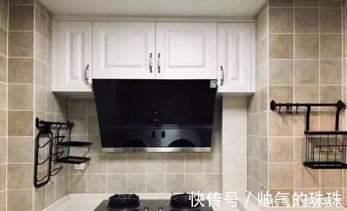 瓷砖|老公坚持在过道打柜子,完工后我懵了,电视墙十分抢眼,谁见过!