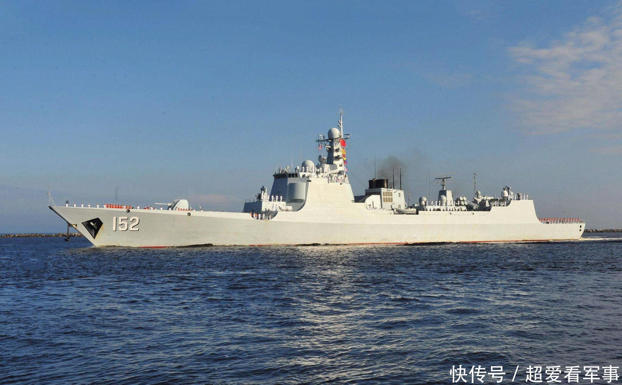 歼-20战机和055型驱逐舰相比,哪一个对我国军事实力提升更大呢?