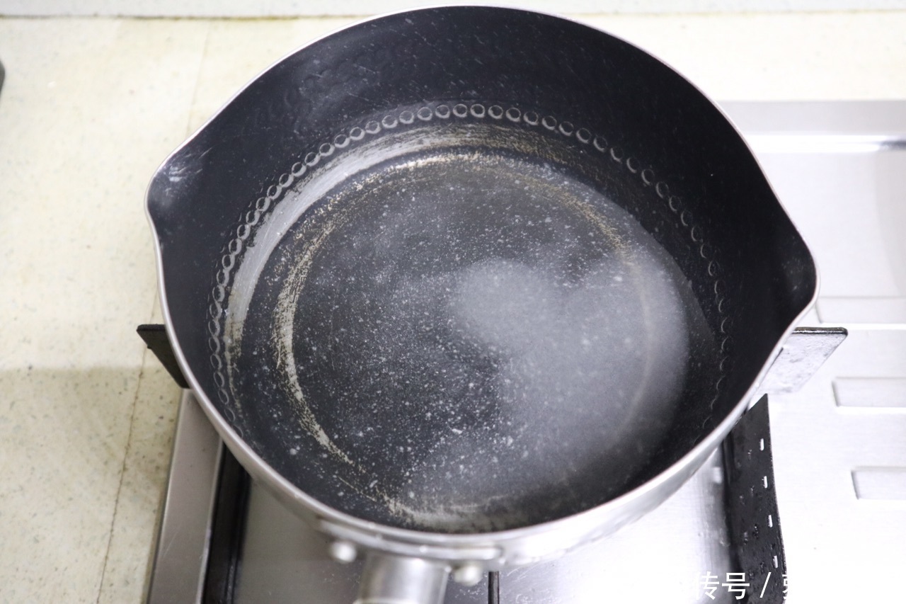 世界美食无奇不有！只有30分钟保质期的甜品，想吃要和时间竞速！