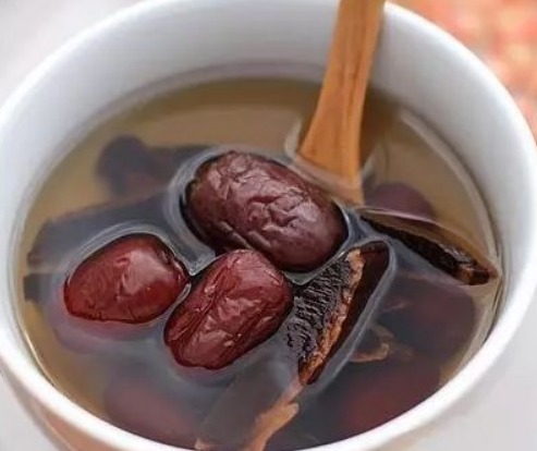 慢性疾病|失眠的“秘方”早被公开,喝白开水时加一点,一觉睡到大天亮