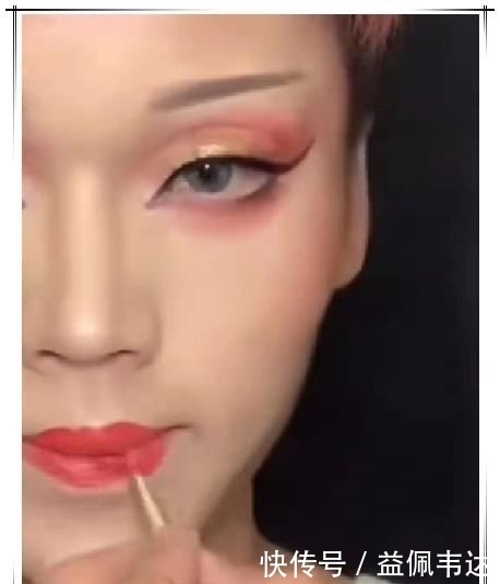 成品|高手仿妆“杨玉环”,过程看似悠闲简单,看到成品复制粘贴的