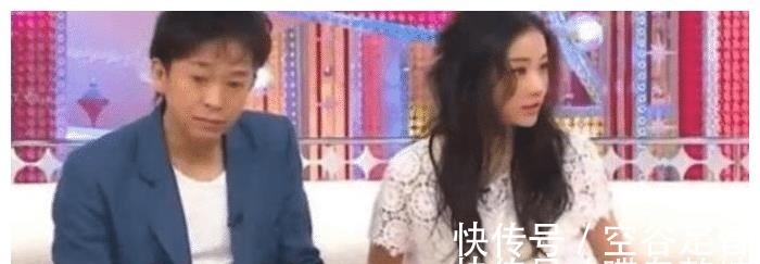 日本女星在綜藝節(jié)目，一個坐姿讓男嘉賓眼睛直了，當鏡頭瞎的嗎