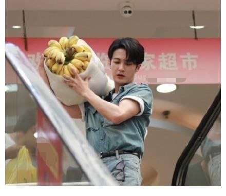 桂林|趙麗穎已抵達桂林，85花再度回歸中餐廳，檀健次也加入新家庭