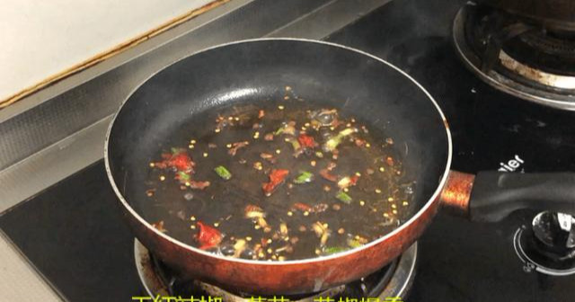 花椒粒|天冷了,红薯粉条这样吃太过瘾了,简单有营养,再也不想炖白菜了