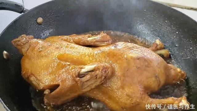  爱吃鸭肉一定要收藏，最新做法，喷香开胃，比烤鸭还好吃，真解馋！