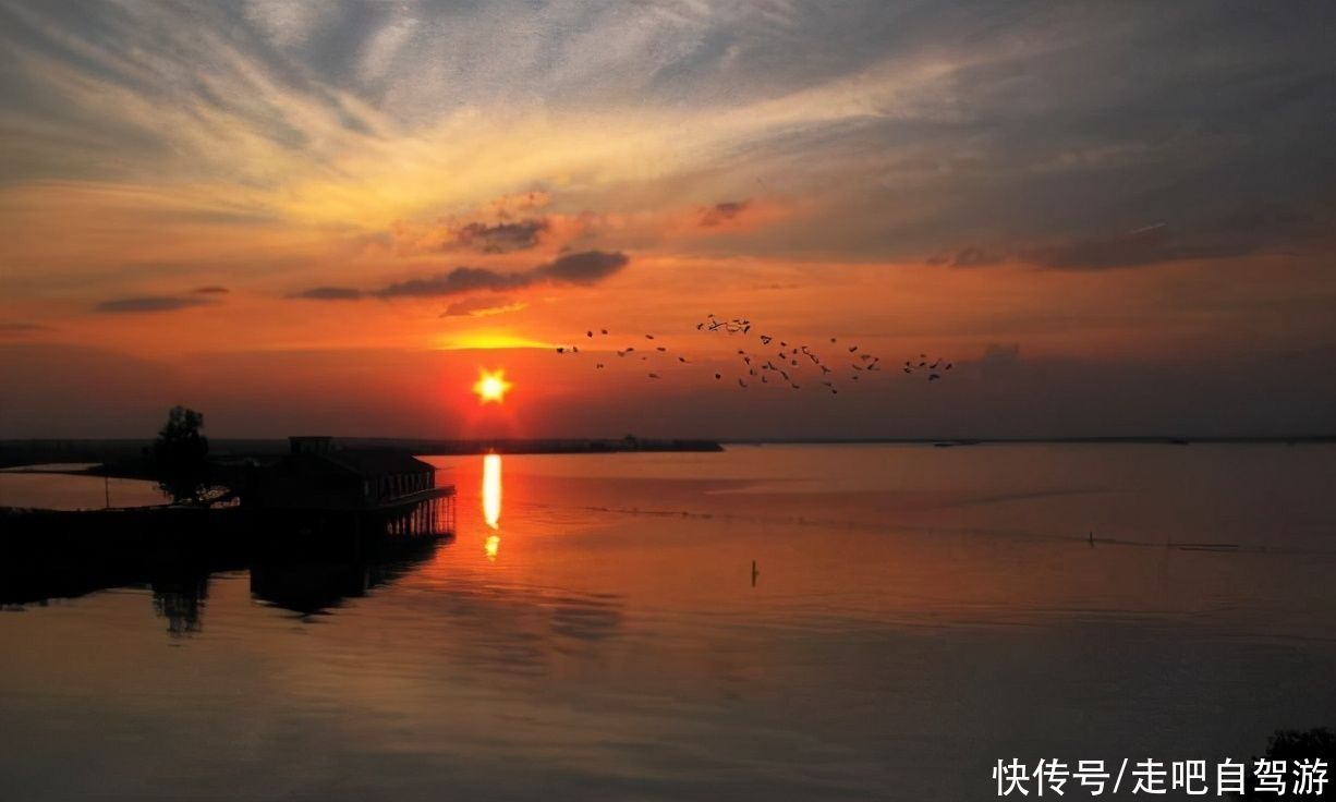 最接地气的小众自驾旅行路线，人少景美，春暖花开值得安排