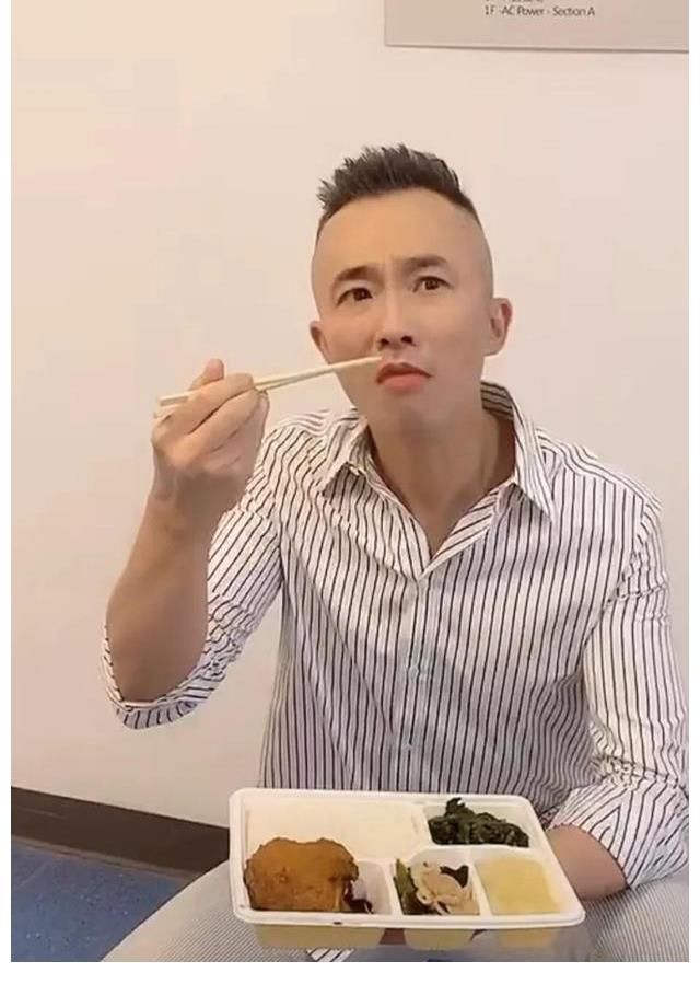 上海主持人纷纷自曝主持时出错糗事，程雷周瑾等出错瞬间