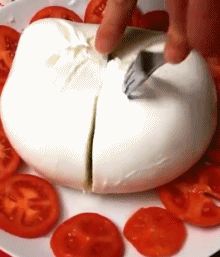 |搞笑GIF:我又翻车了,对!还是上次那个位置,求抓紧时间援救!