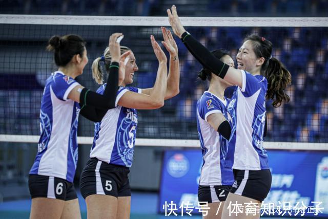 上海光明优倍女排|3-0！女排又一争冠热门诞生，4连胜挑战卫冕冠军，弱旅惨遭9连败