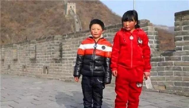 山路|3年前,那个走9里山路上学的“冰花男孩”,现在怎么样了?