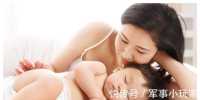 肥皂|女婴身上味道刺鼻,一天洗3次澡也没用,医生检查后说出了原因