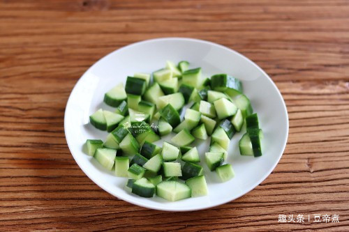 晒一晒今天的午餐，不炒不炖健康无油，网友这么吃想不瘦都难