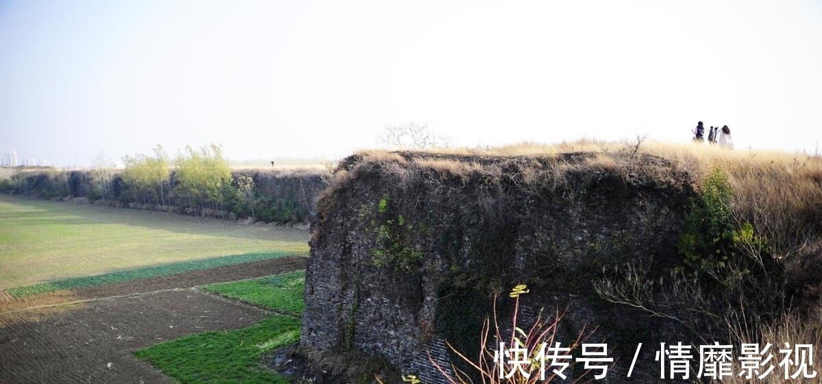 明太祖朱元璋|曾差点成为国家都城的小县城，与南京齐名，拥有比故宫还大的宫城