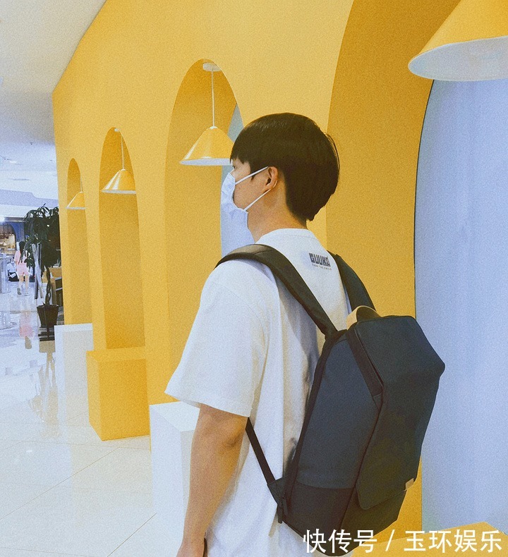 地平线#通勤零感重力双肩包——地平线8号全能通勤背包