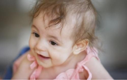 父母|孩子跟父母是否亲近,与“亲子依赖期”有关,家长注意把握住机会