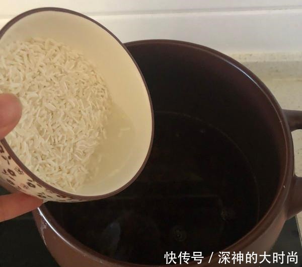 调养身体要靠睡眠,失眠多梦常喝“它”,一夜无梦,睡到大天亮