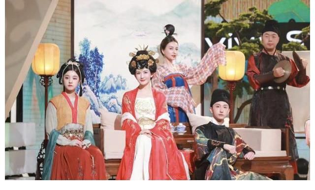 电视剧|真要停播？《快本》黄金档改播电视剧，芒果台最新回应：只是改版