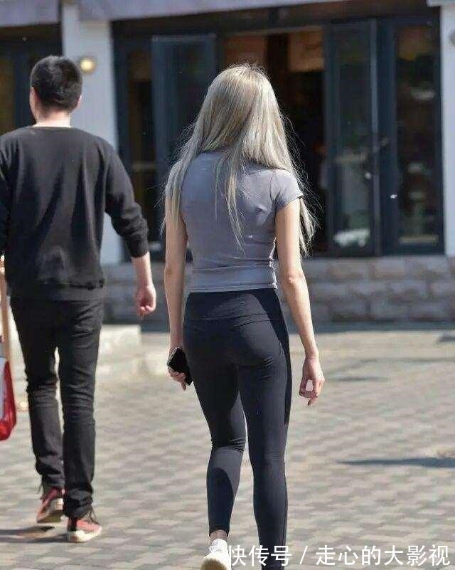 时尚 精致时尚的打底裤穿出青春气质,秀出阳光的气质,清澈甜美!