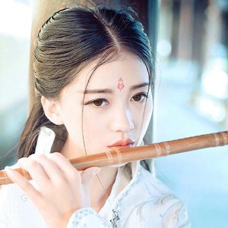 红楼梦|红楼梦难怪宝钗在贾府如此简朴,你看她安的什么心、在效仿谁