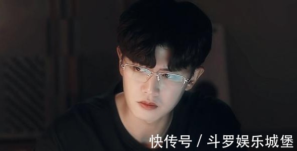 《一生一世》收官兩天之后,任嘉倫才發(fā)文告別,他的文案暗藏玄機