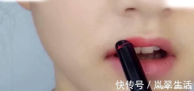 遮瑕 口红太贵?姑娘只用了1支口红 画出了8种唇色!