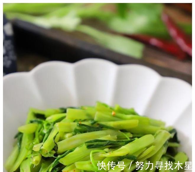 夏天|夏天要多吃这碱性蔬菜,钙是西红柿的12倍,5块钱1把,清脆又!