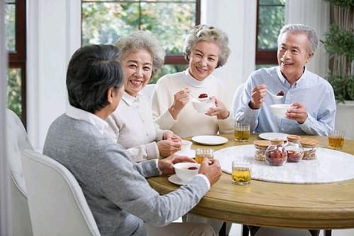 睡眠时间|提醒血压高的人，高血压有三个“致命时刻”，早知道早做预防