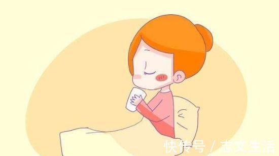 喂奶|有一种疼叫“二胎更疼”！宝妈：一胎一声没吭，二胎简直扎心疼！