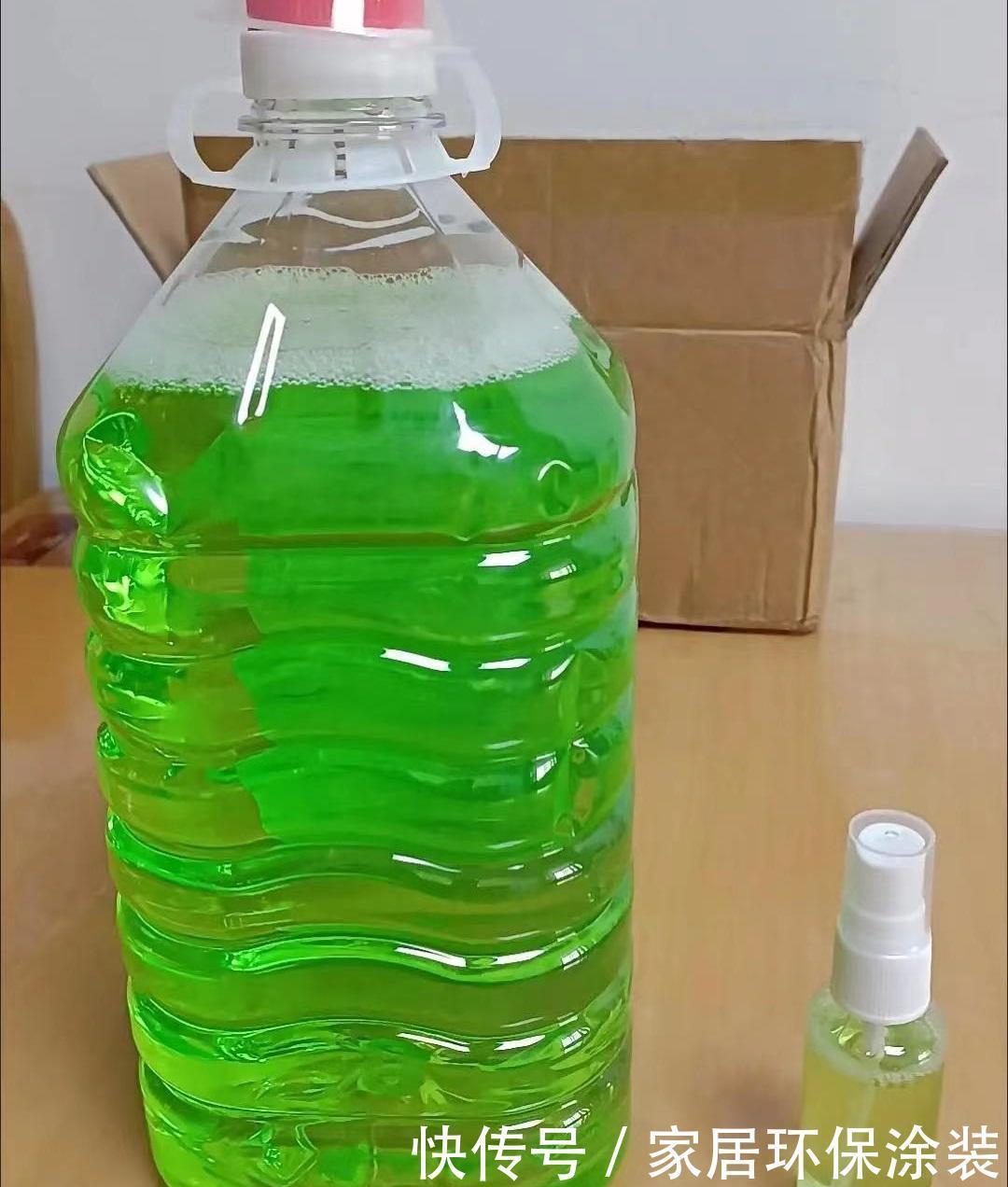 采摘|野外采摘一些金银花，用薄荷加金银花，教你制作天然花露水