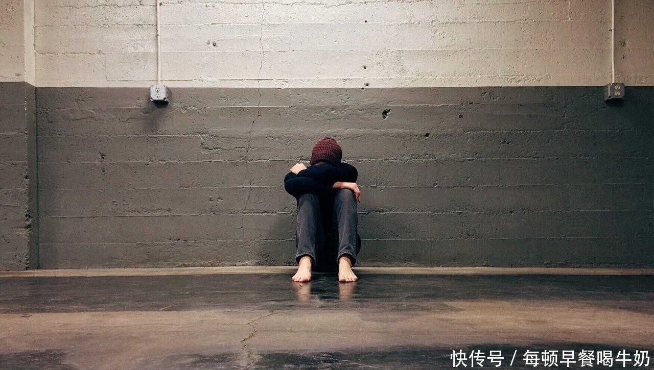 心理学家：抑郁症、强迫症不能依靠吃药，这2种方法才是根本的