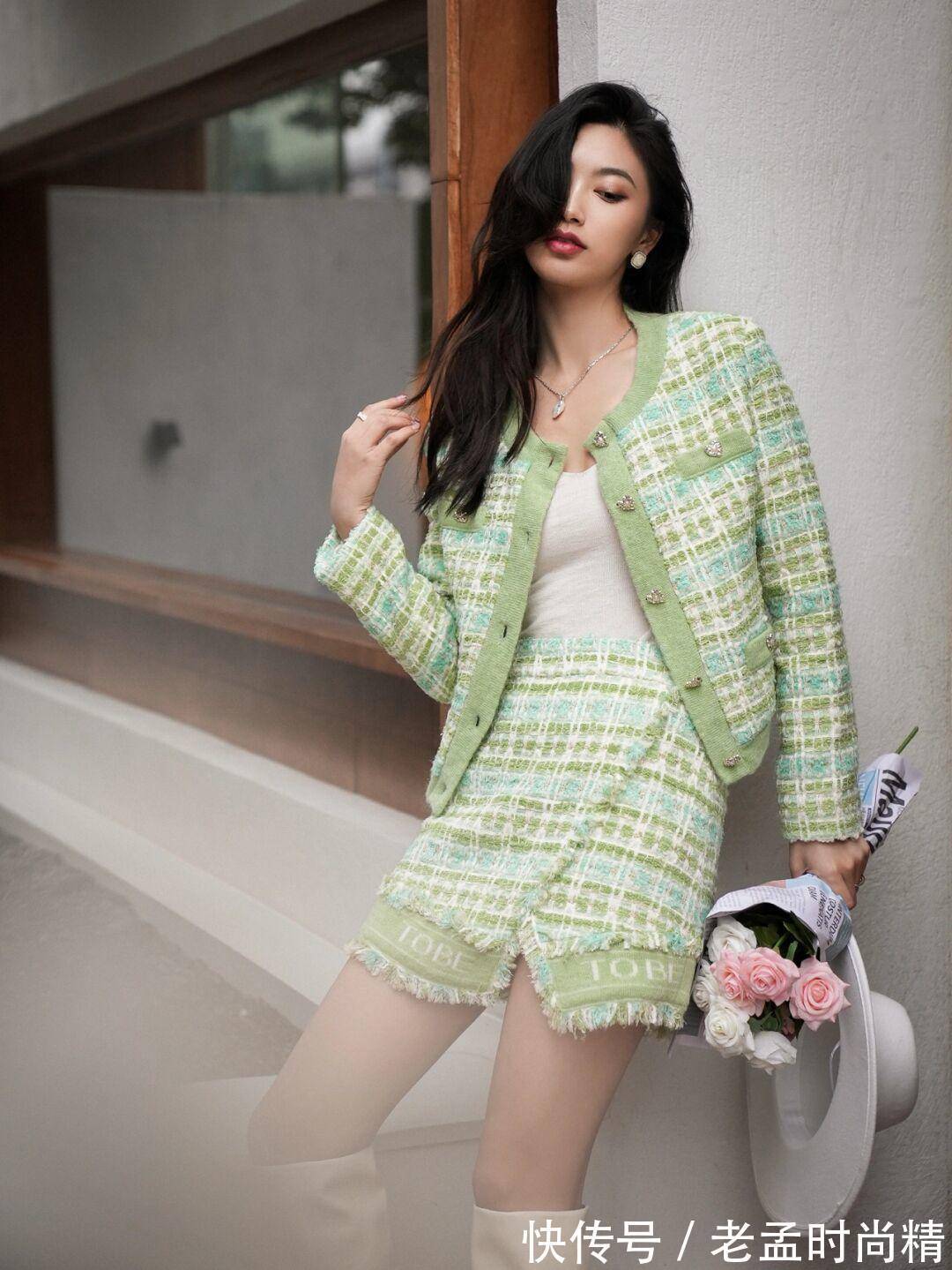 穿搭 这5色小香风套装你有哪套?穿出女人的自信,温婉大方,时尚迷人