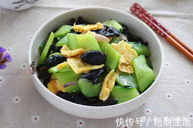 瘦身界|此款低脂菜,妹妹坚持隔天吃一顿,腰围变小了,脸色红润精神好