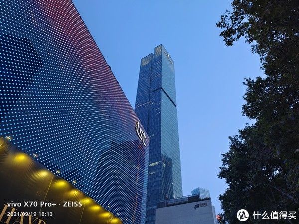 x70|KOL都说是影像旗舰的VIVO X70Pro+ 开箱VS iQOO 8Pro大量样张